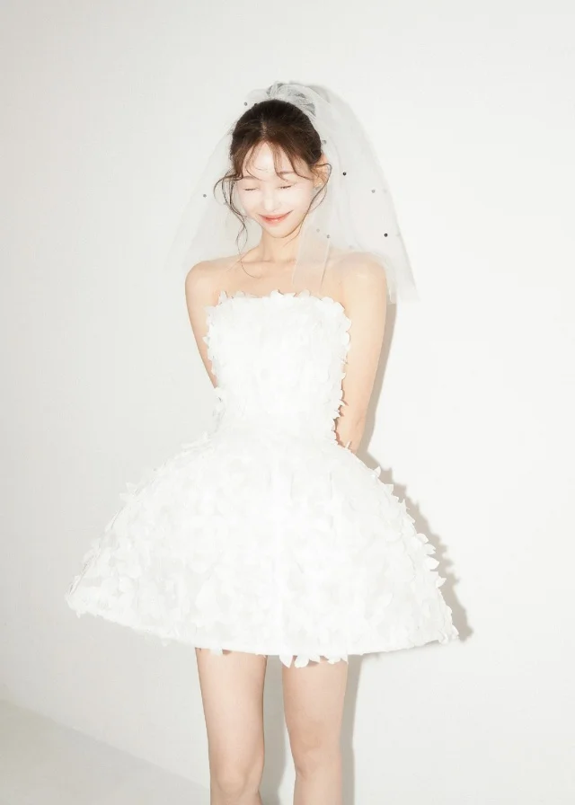 최신 인기 웨딩스튜디오[아우라스튜디오] - 아우라24